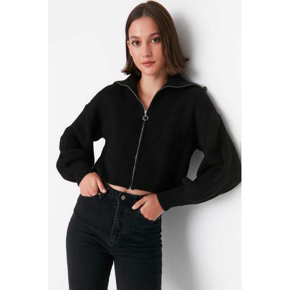 NWT Trendyol Women Regular fit Polo neck Knitwear Cardigan